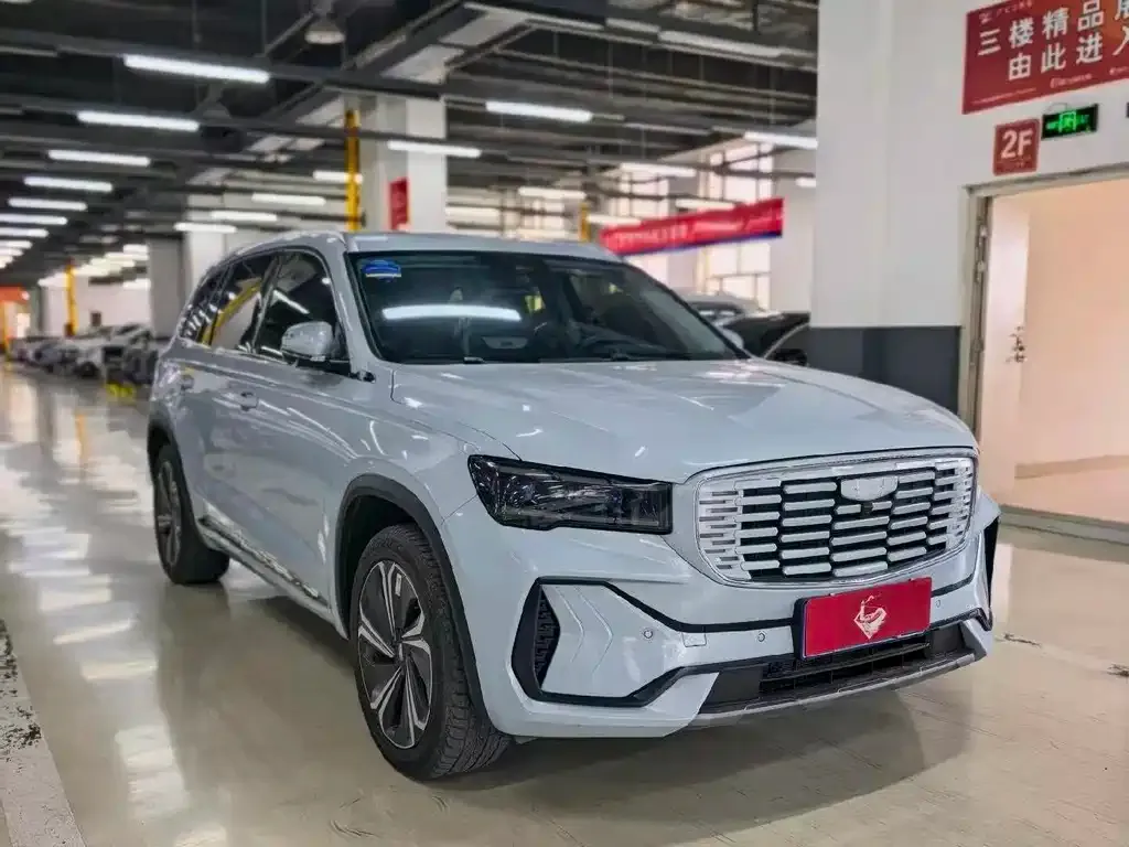 Geely Xingyue L — фото 4