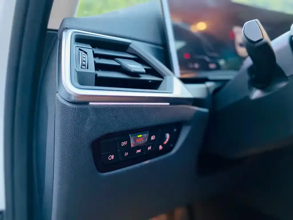 BMW i3 — фото 6
