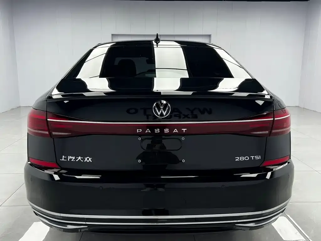 Volkswagen Passat — фото 3