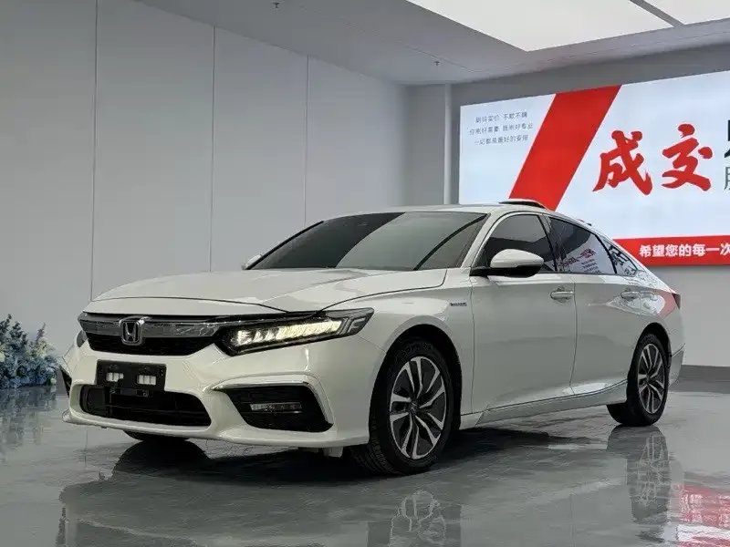 Honda Inspire — фото 1