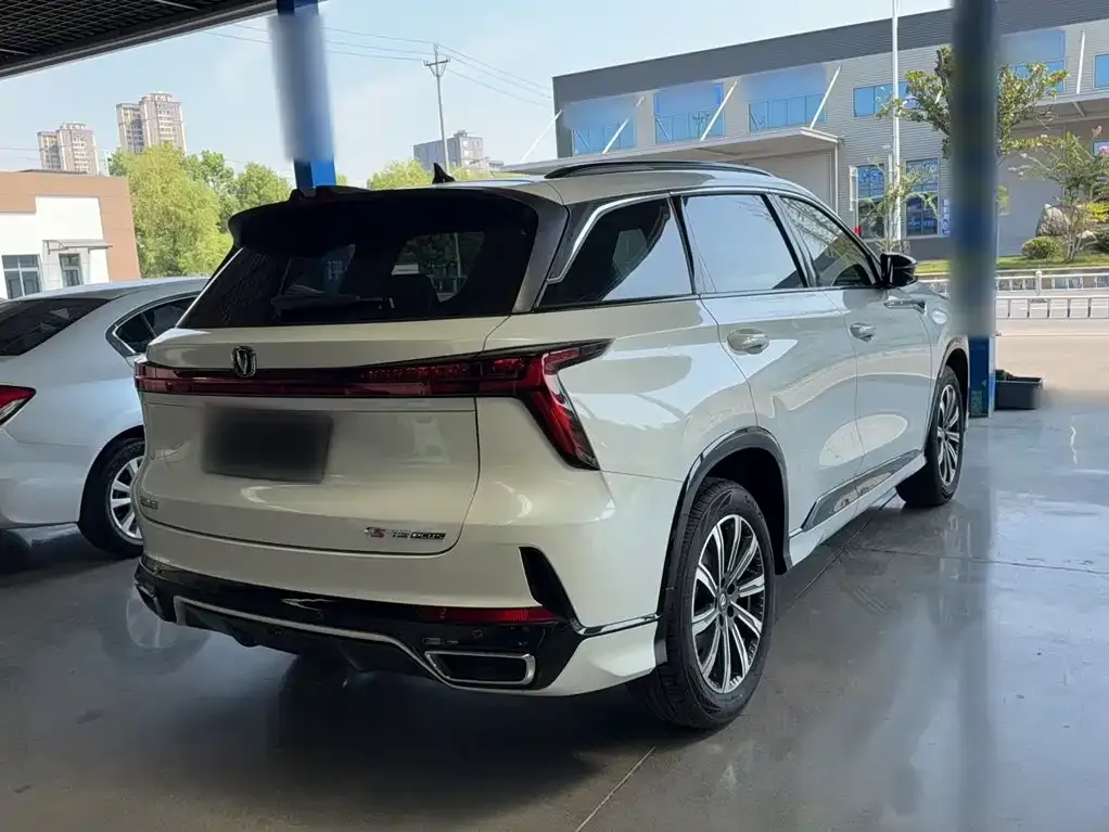 Changan CS75 PLUS — фото 9