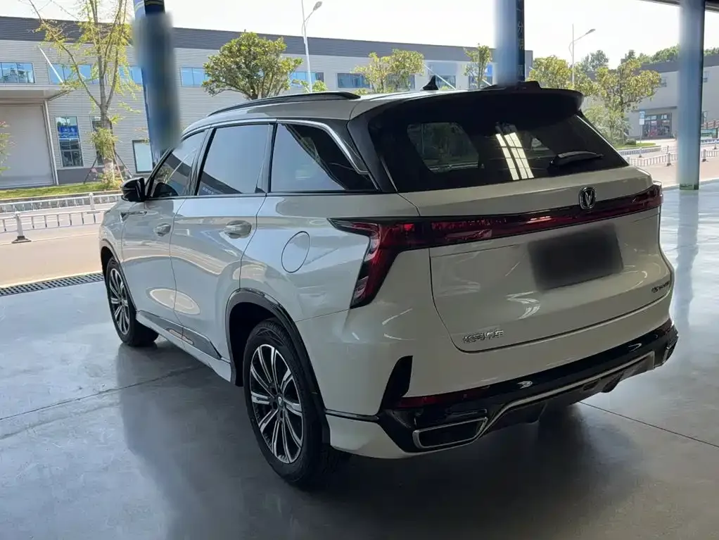 Changan CS75 PLUS — фото 7