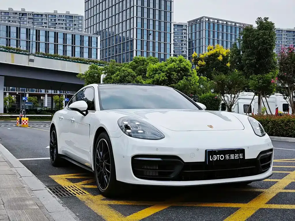 Porsche Panamera — фото 2