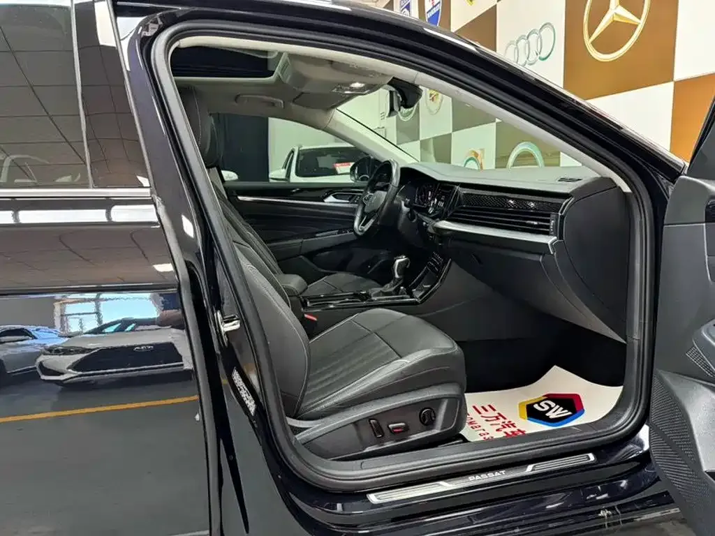 Volkswagen Passat — фото 4