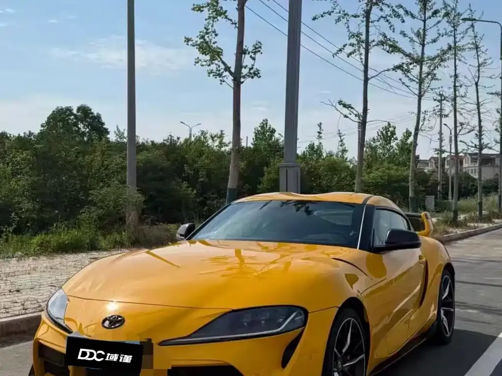 Toyota Supra — фото 1
