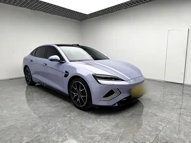BYD Seal — фото 8
