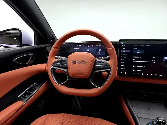 BYD Seal — фото 9