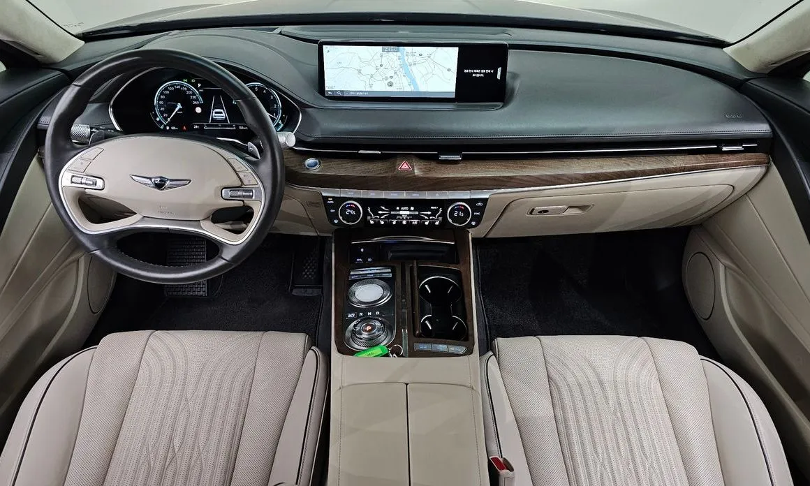 Genesis G80 — фото 10