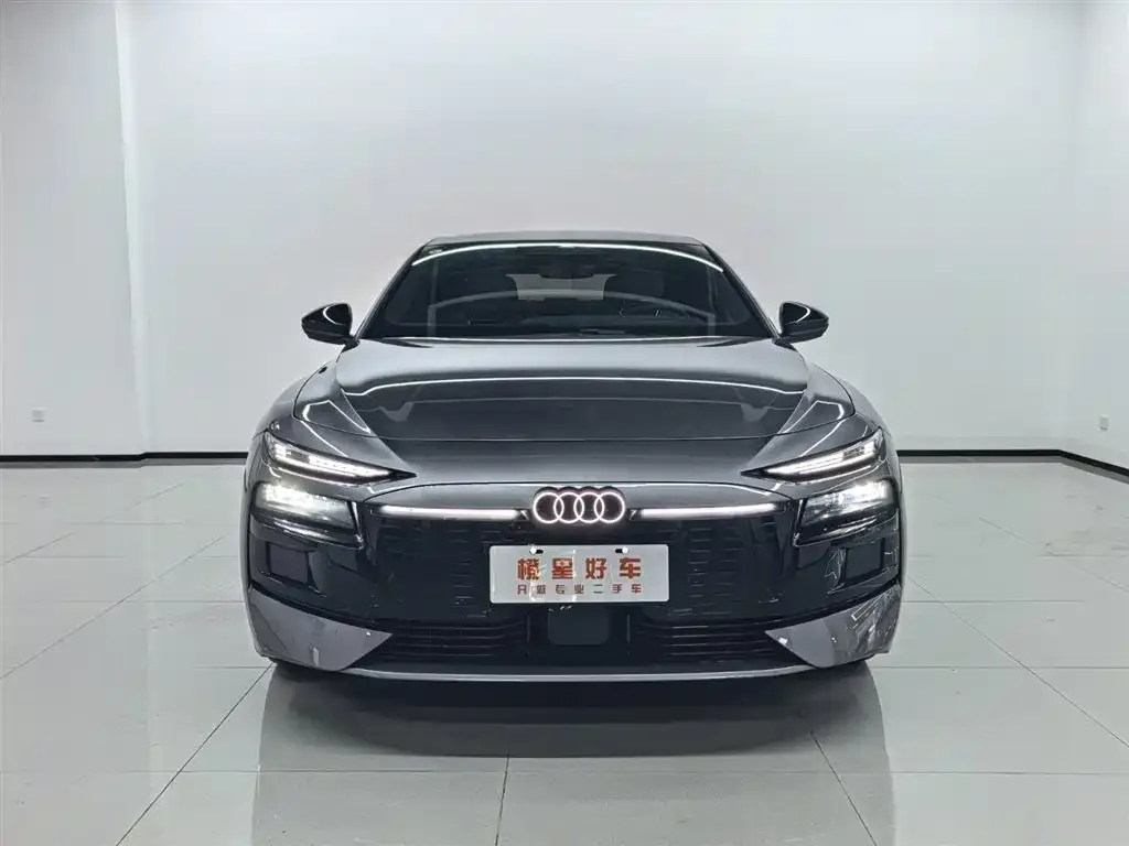 Audi A6L e-tron — фото 8