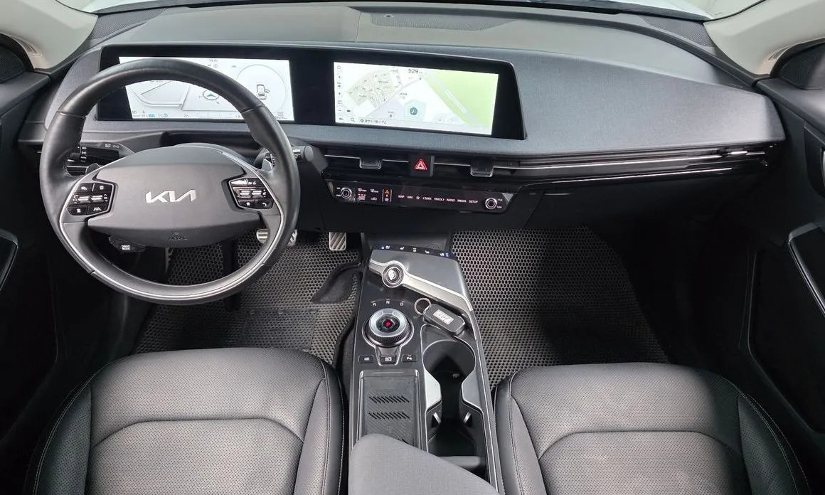 Kia EV6 — фото 8