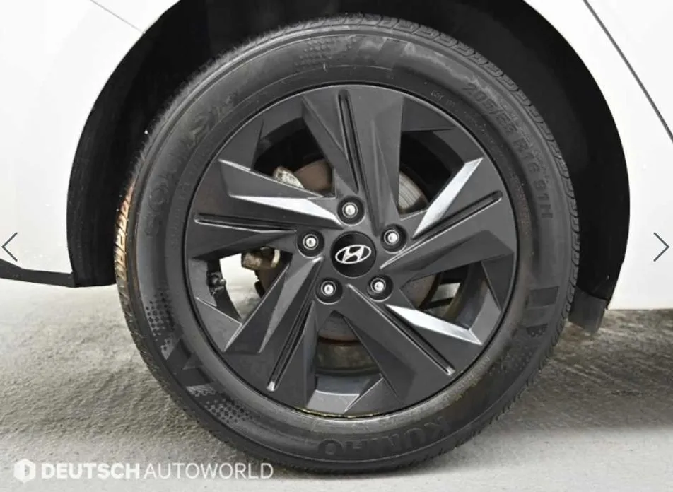 Hyundai AVANTE — фото 7