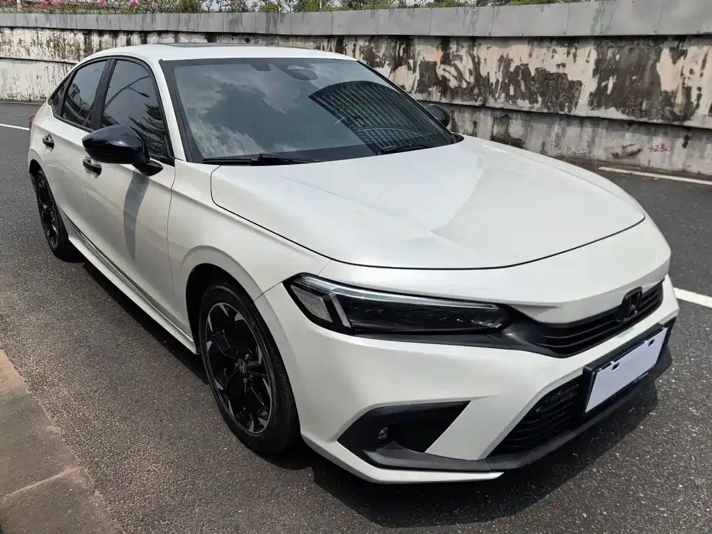 Honda Civic — фото 10