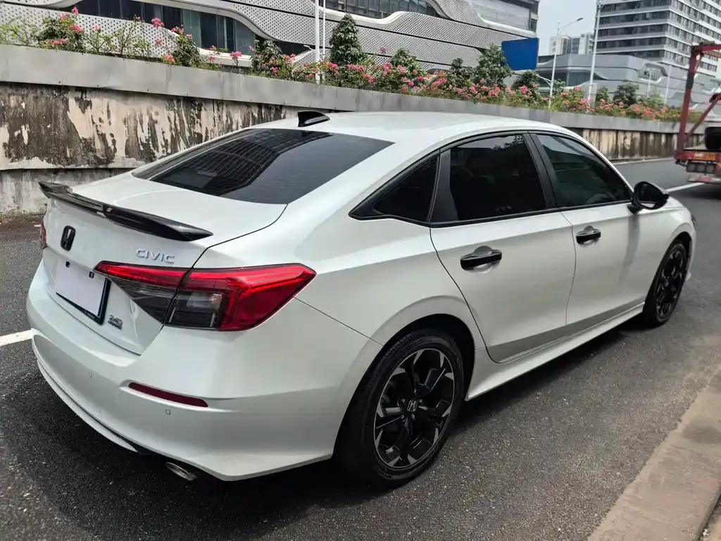 Honda Civic — фото 5