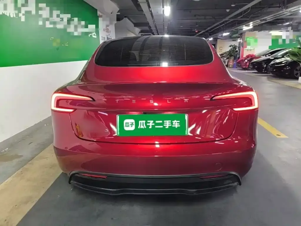 Tesla Model 3 — фото 8
