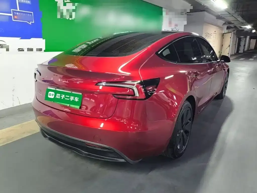 Tesla Model 3 — фото 7