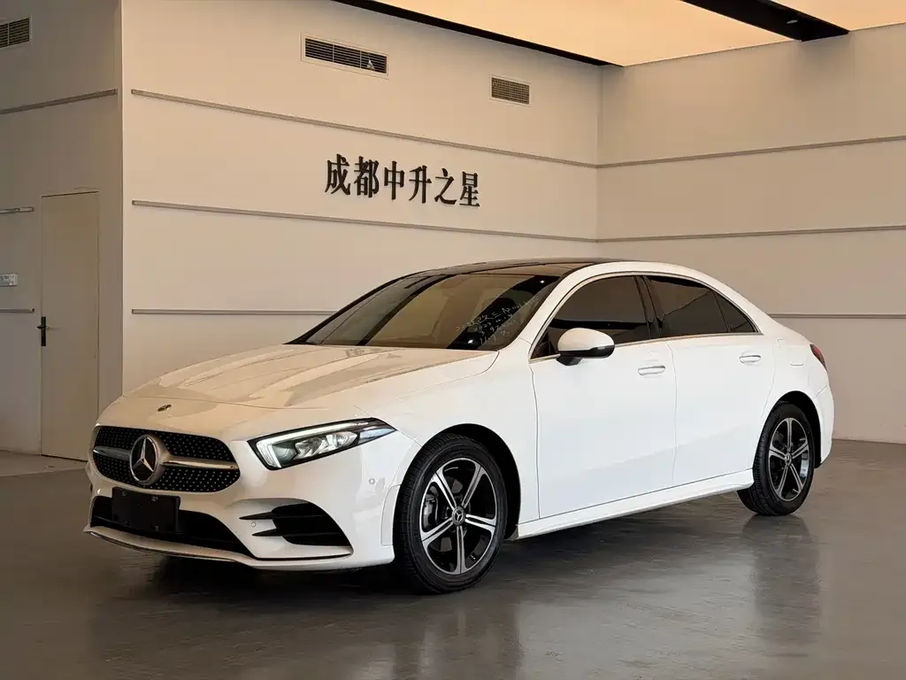Mercedes-Benz A-Class — фото 1
