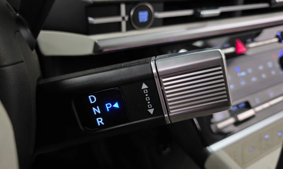 Hyundai Santafe — фото 3