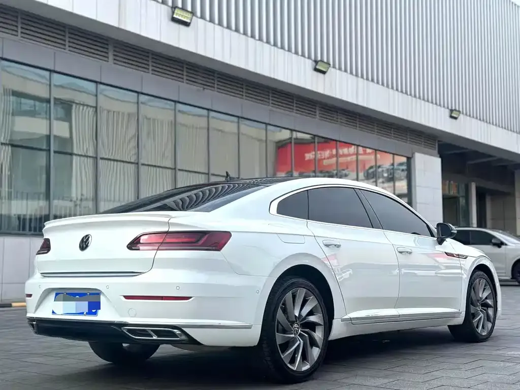 Volkswagen CC — фото 8