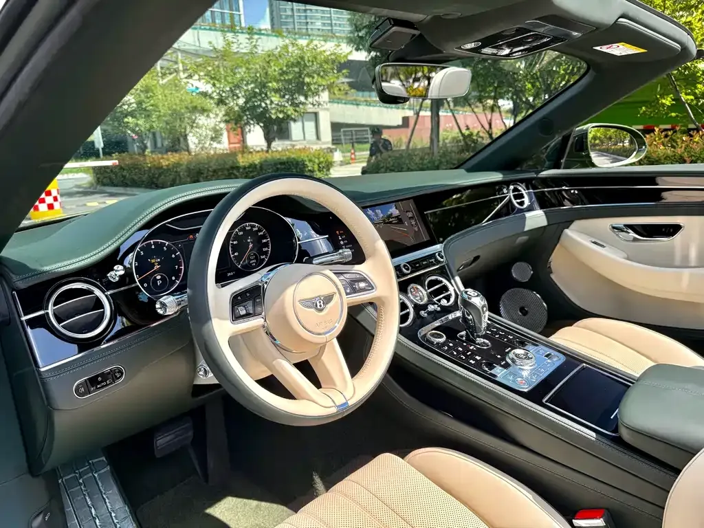 Bentley Continental — фото 3