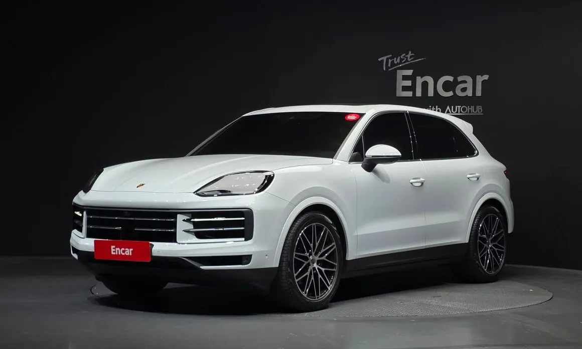 Porsche Cayenne — фото 1
