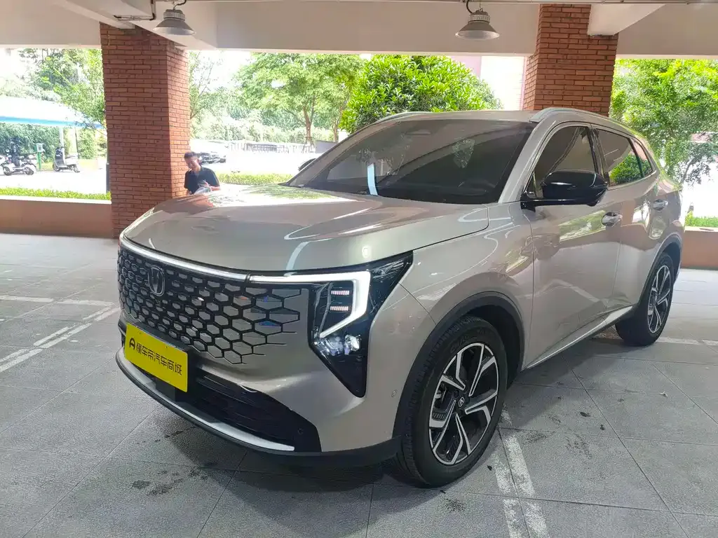 Changan CS55PLUS — фото 1