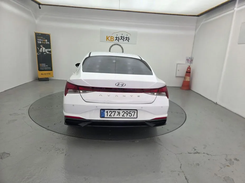 Hyundai AVANTE — фото 4