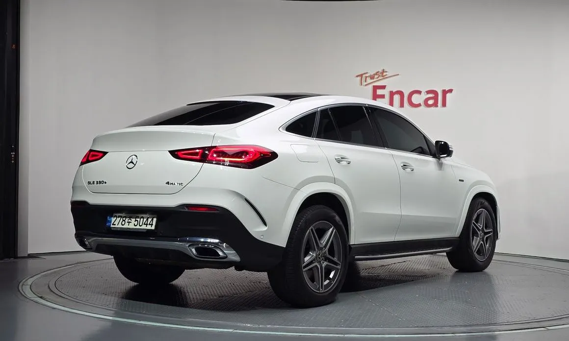 Mercedes-Benz GLE-Class — фото 6