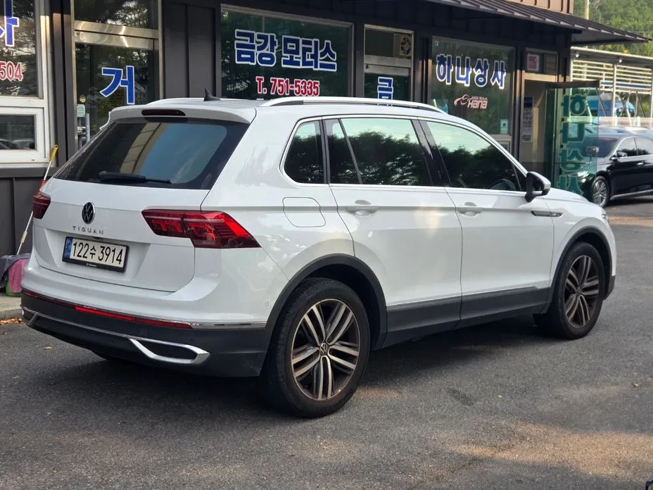 Volkswagen Tiguan — фото 8