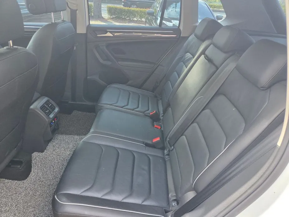 Volkswagen Tiguan — фото 9