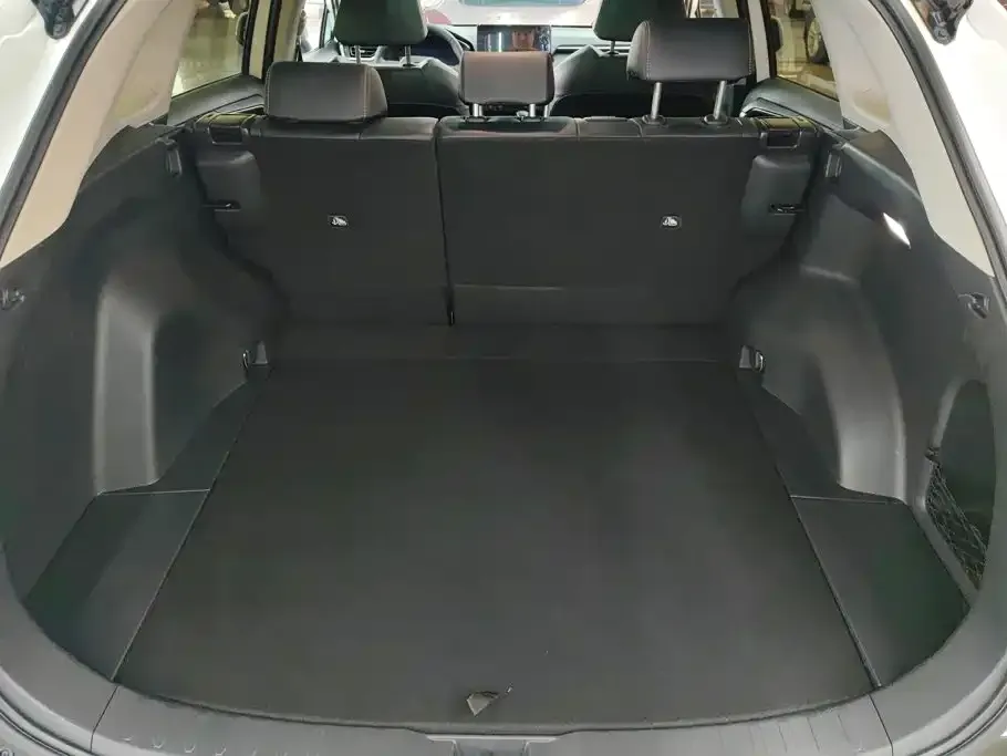 Toyota RAV4 — фото 2