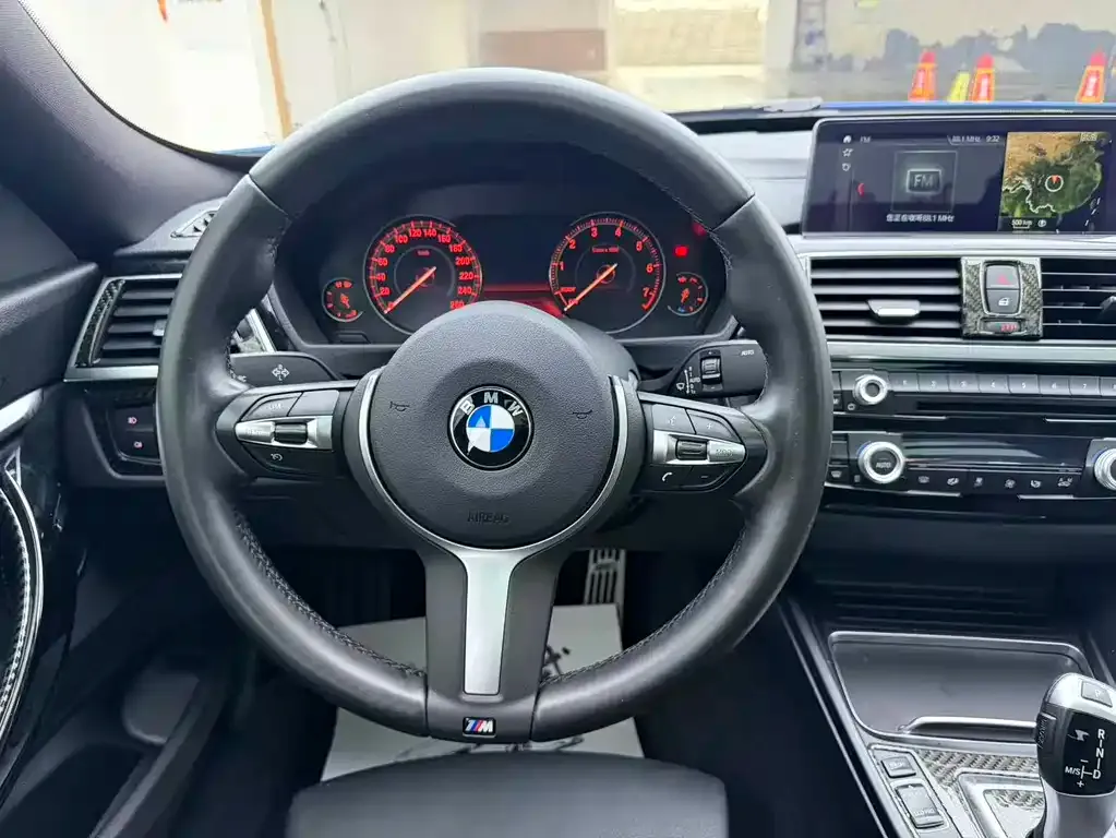 BMW 3 Series GT — фото 4