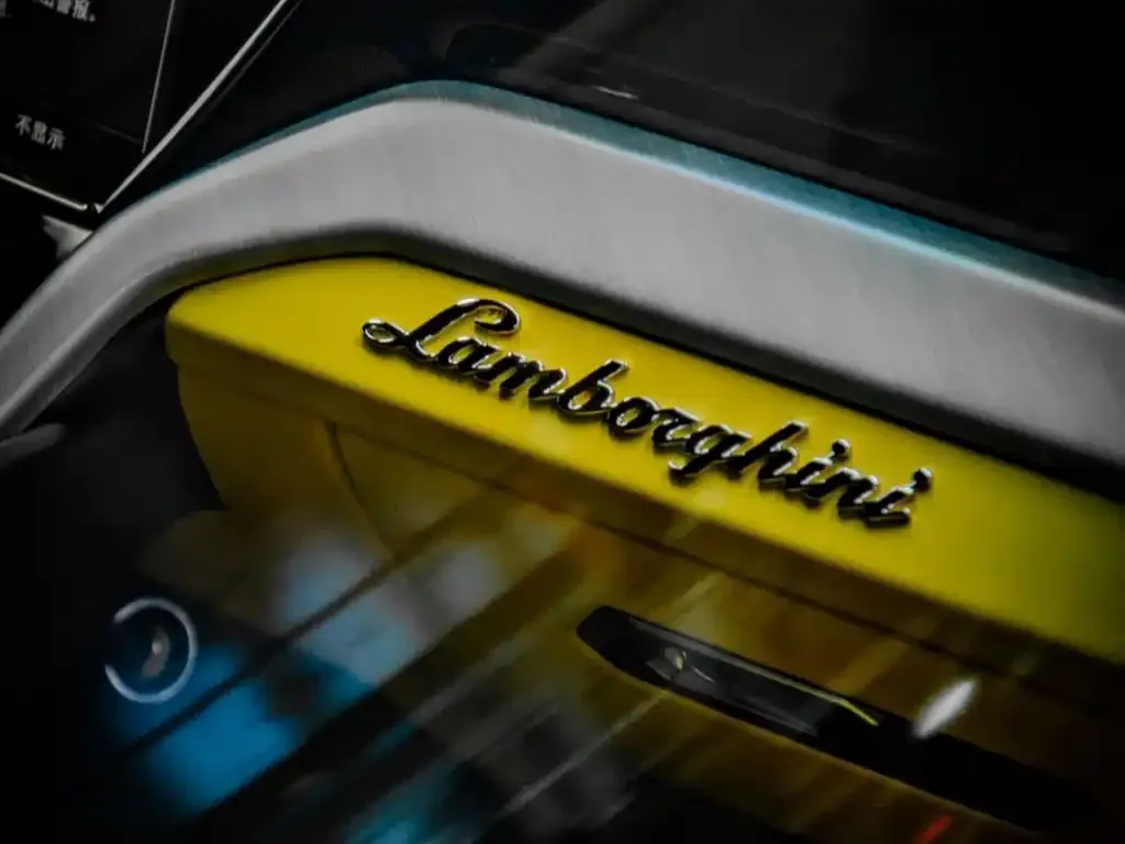 Lamborghini Urus — фото 5