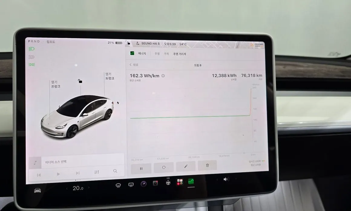 Tesla Model 3 — фото 10
