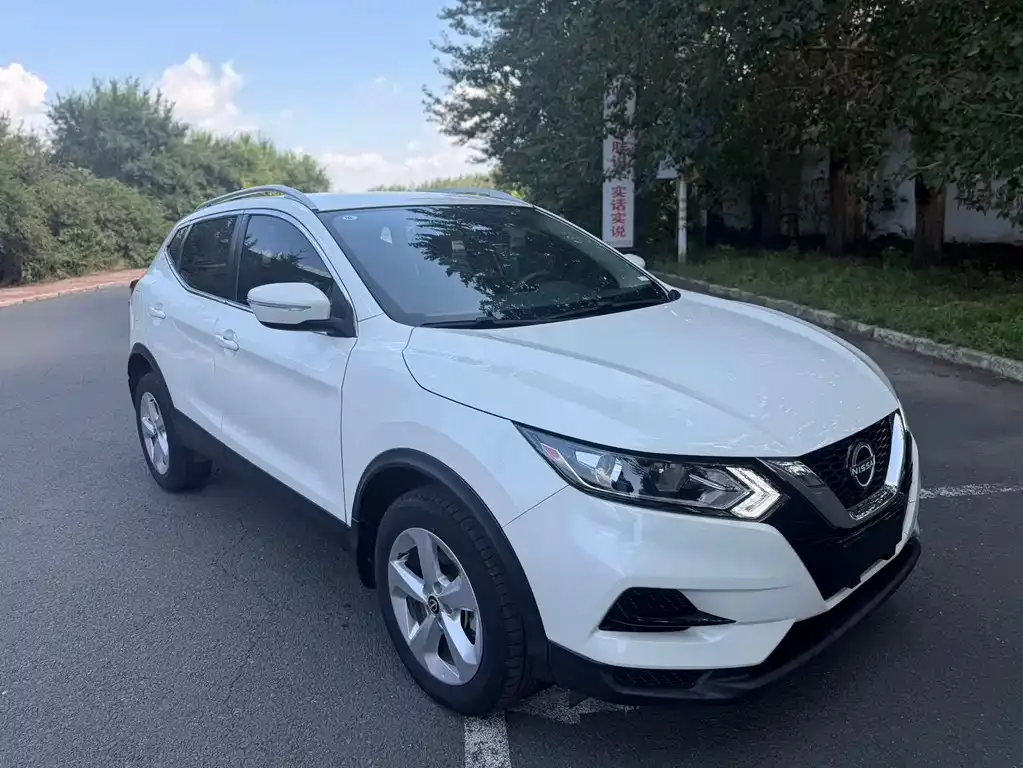 Nissan Qashqai — фото 4