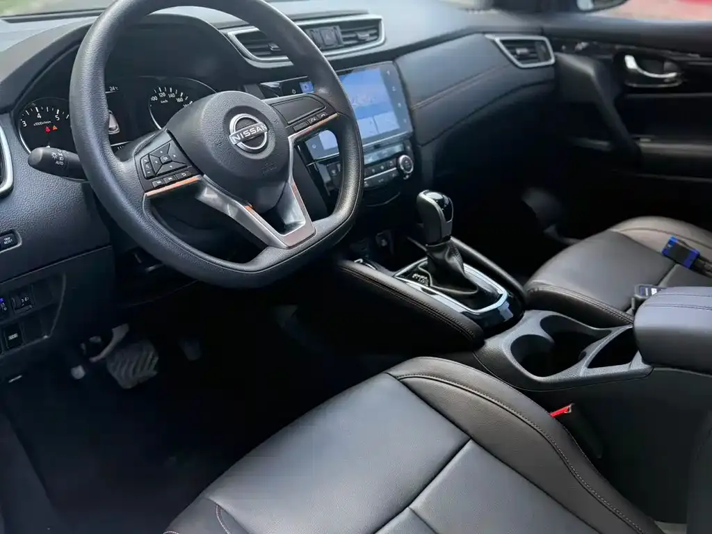 Nissan Qashqai — фото 6