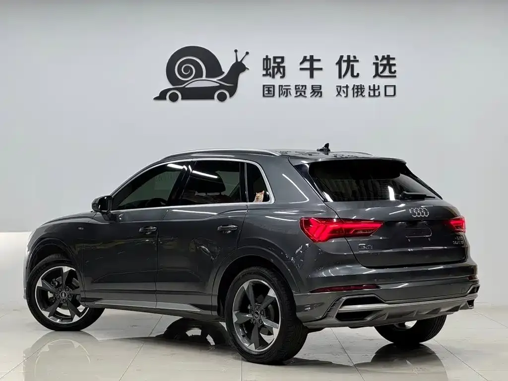 Audi Q3 — фото 4