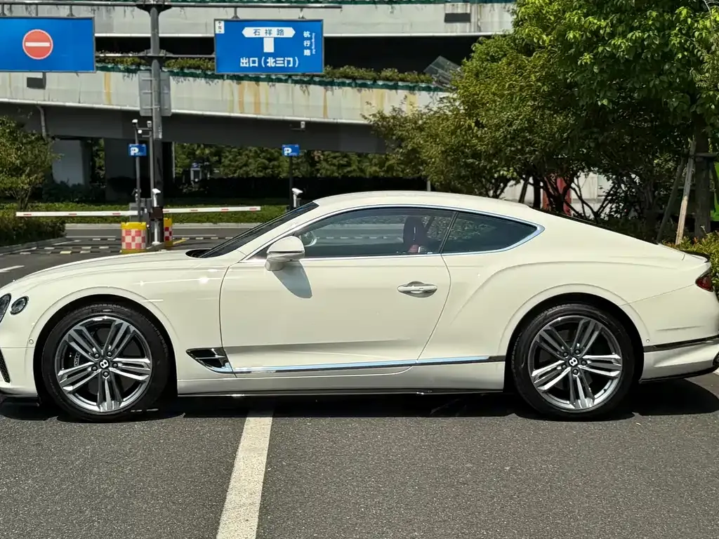 Bentley Continental — фото 3