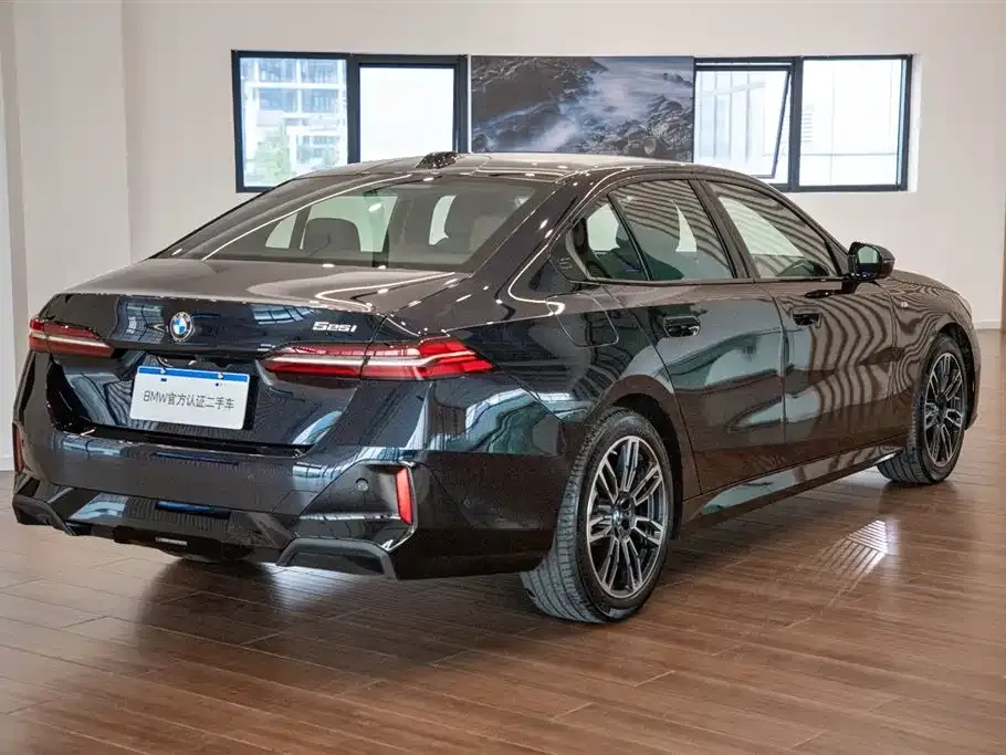 BMW 5 Series (Import) — фото 9