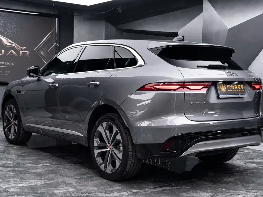 Jaguar F-PACE — фото 3