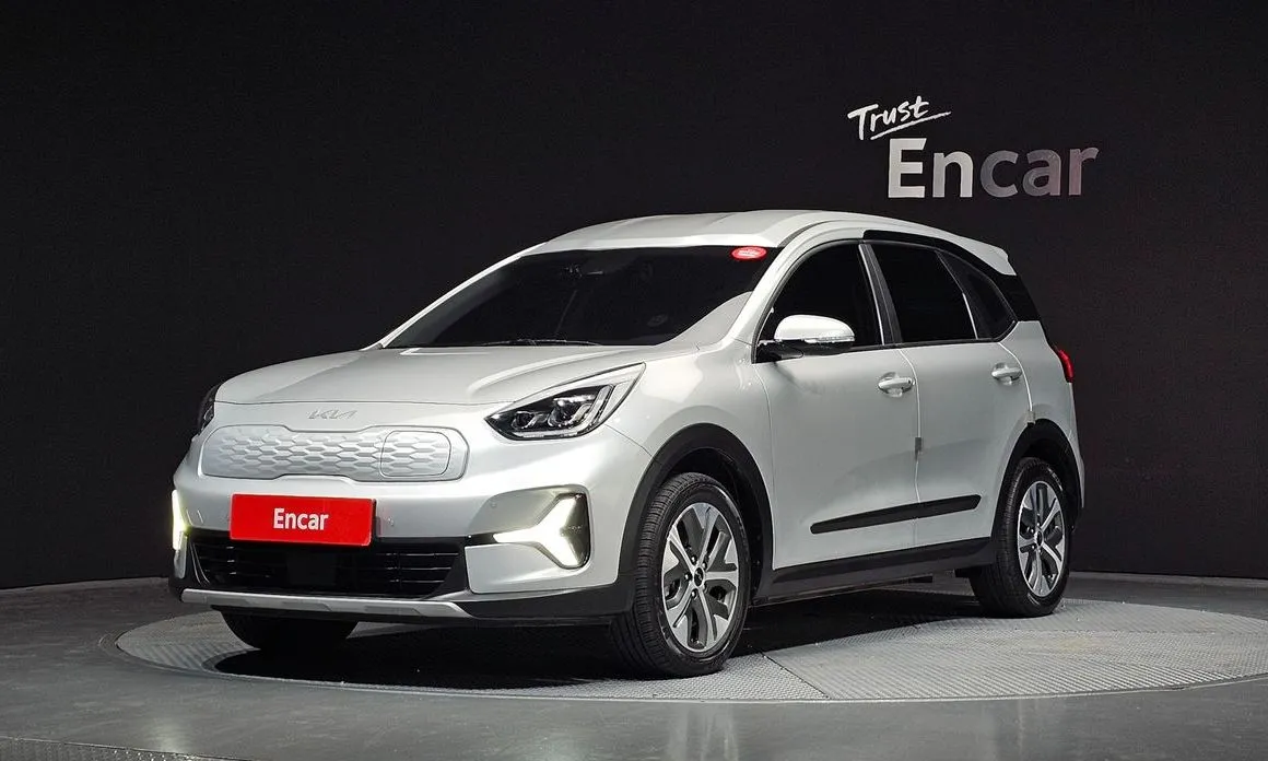 Kia Niro — фото 1