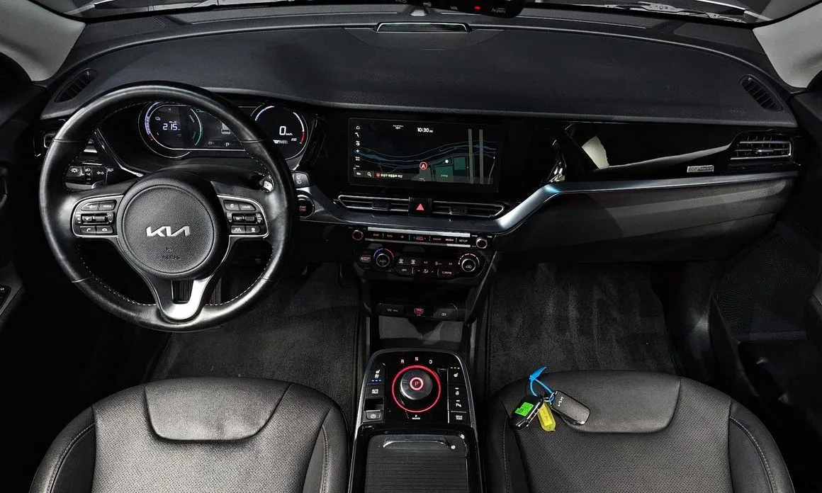 Kia Niro — фото 8