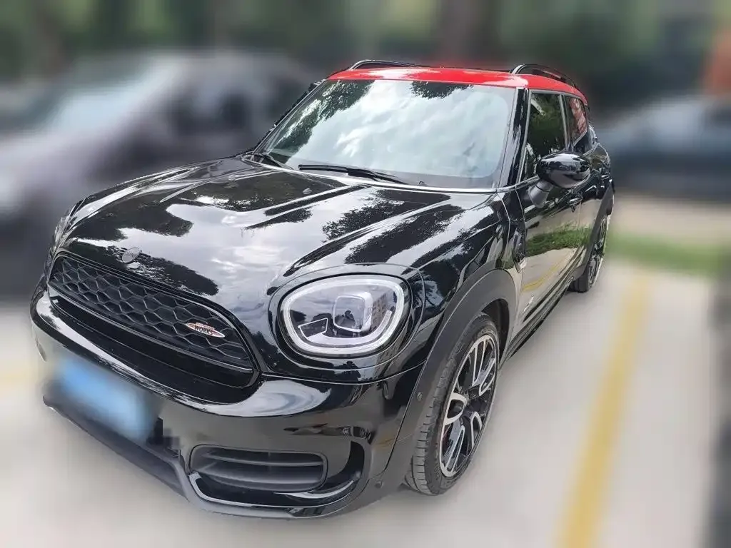 MINI Countryman JCW — фото 1