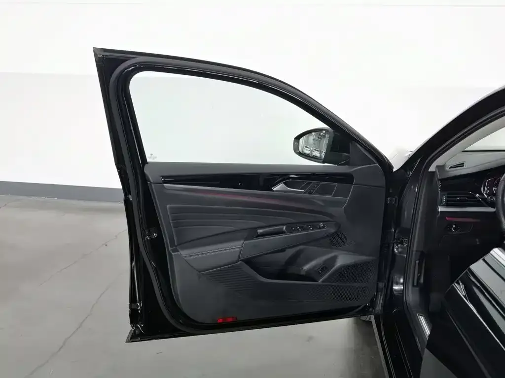 Volkswagen Passat — фото 4