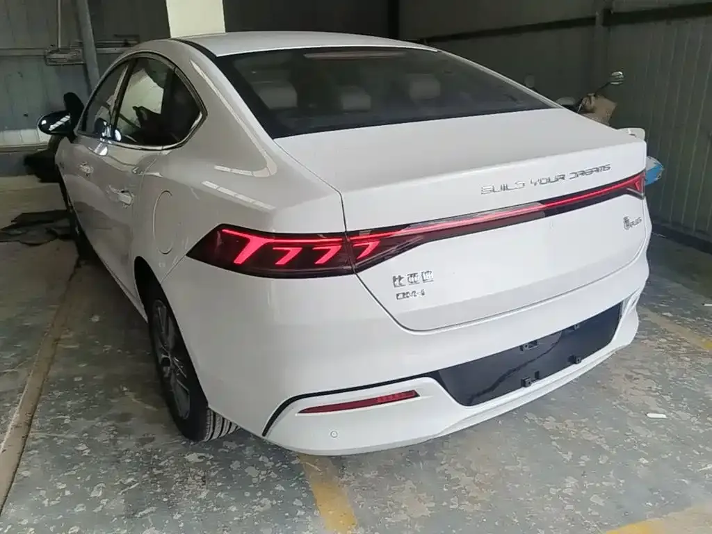 BYD Qin PLUS — фото 9