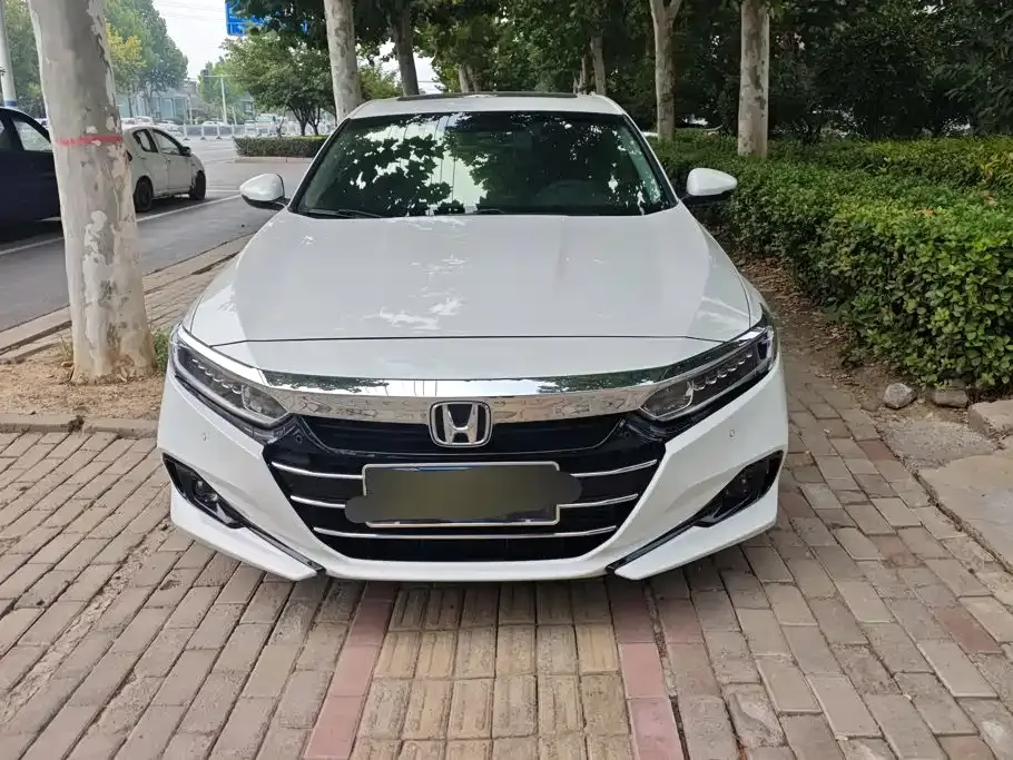 Honda Accord — фото 7