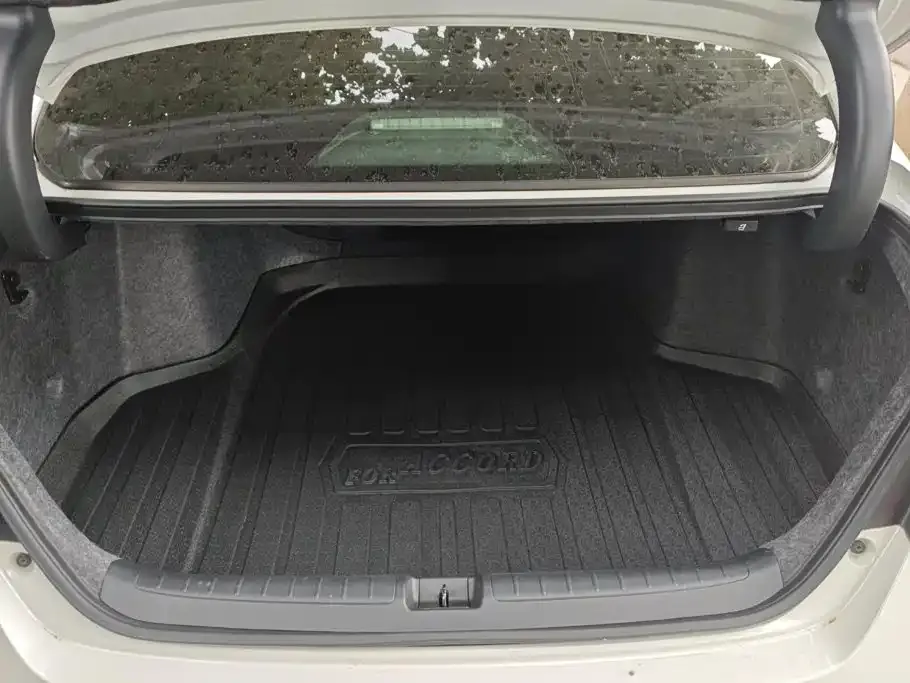 Honda Accord — фото 5