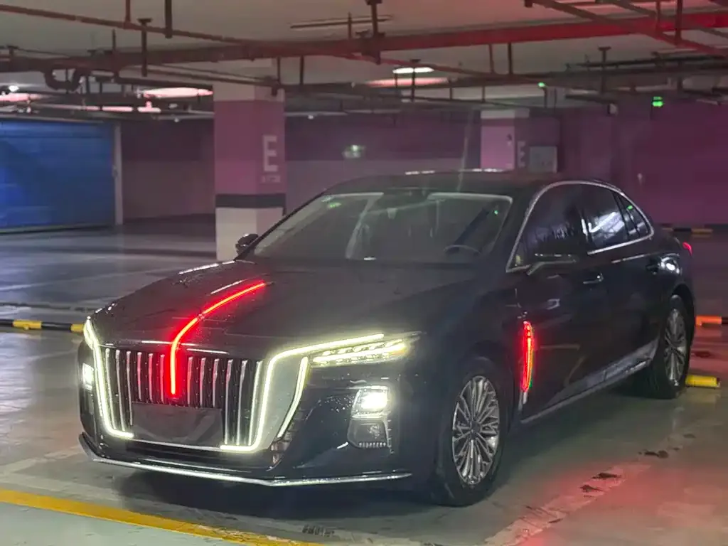 Hongqi H5 — фото 1
