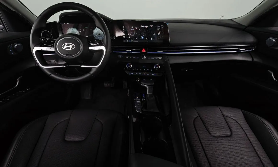 Hyundai AVANTE — фото 4