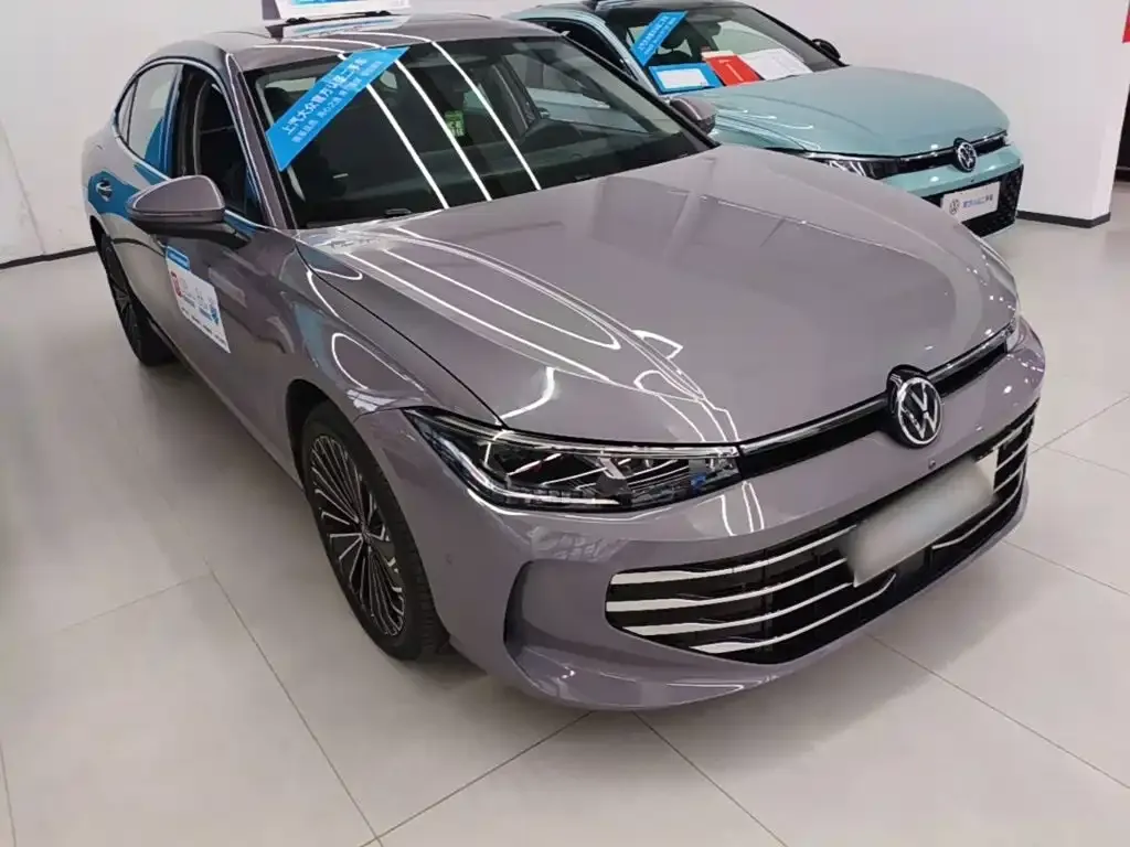 Volkswagen Passat — фото 8