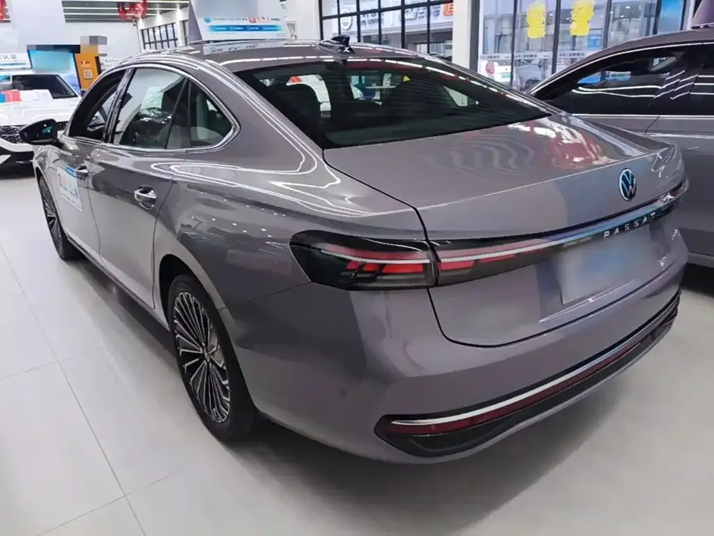 Volkswagen Passat — фото 3